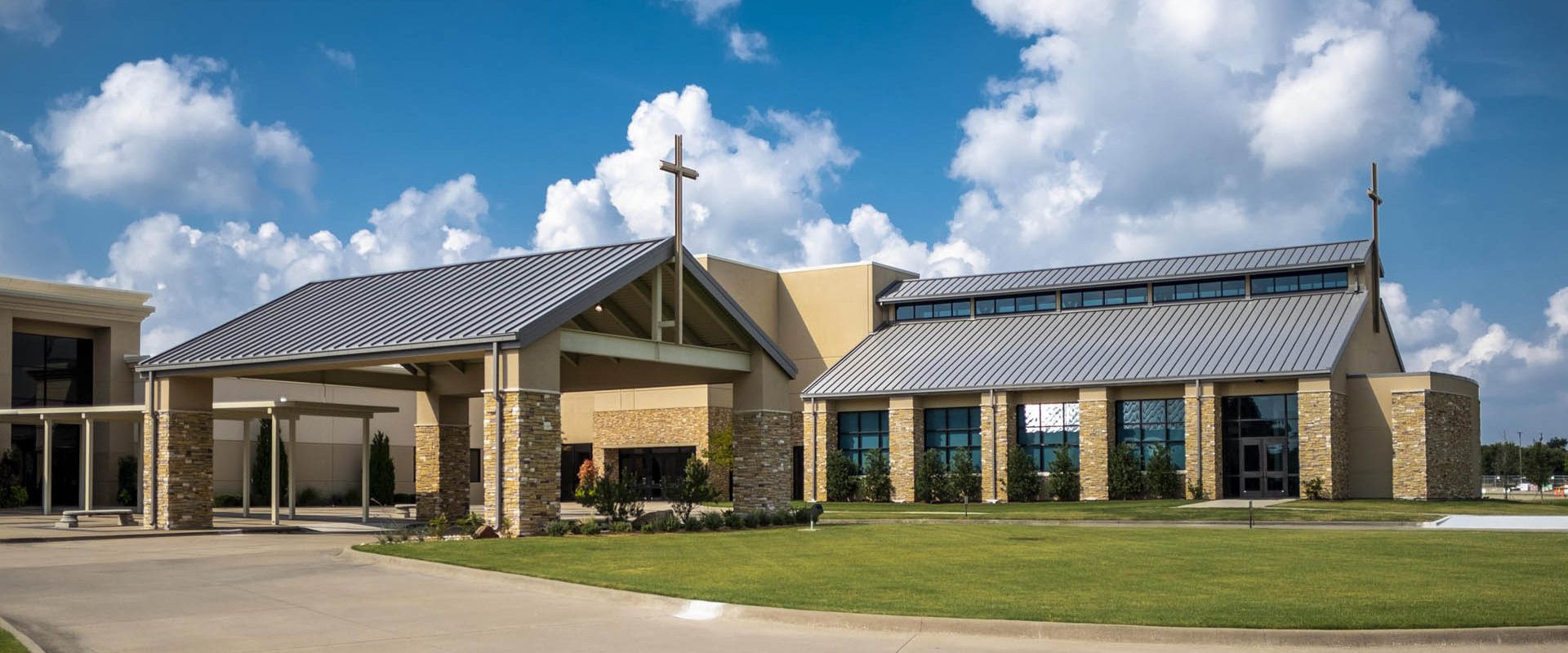 CottonwoodChurch-Exterior